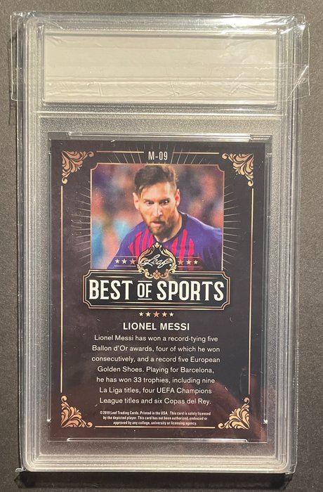 2019 Leaf 2019 - Leaf - Best of Best - Black Prizm Limited /15 - Lionel Messi - #M-09 - 1 Graded card - PGi 9 Lionel Messi Black Prizm Limited /15 - Lionel Messi - #M-09 - 1 Card - Glimrende (EX)