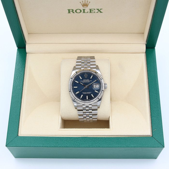 Rolex - Oyster Perpetual Datejust 36 'Blue Dial' - 126234 - Unisex - 2011-nu