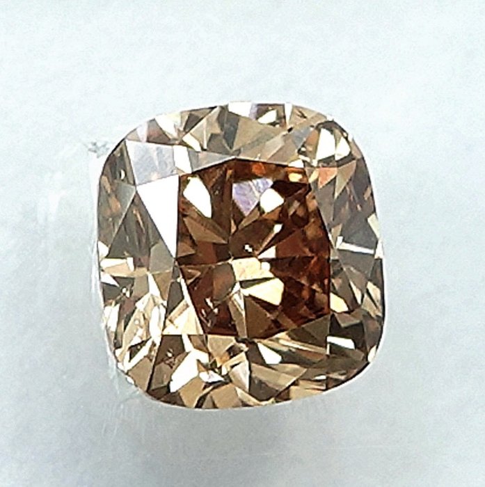 Ingen mindstepris - 1 pcs Diamant  (Naturfarvet)  - 0.56 ct - Pude - Fancy Brunlig Gul - SI1 - International Gemological Institute (IGI)