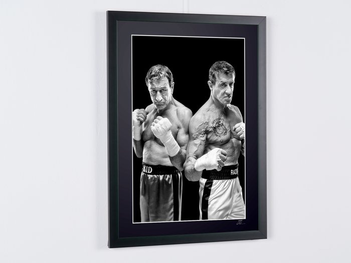 Robert de Niro and Sylvester Stallone - Fine Art Photography - Luxury Wooden Framed 70X50 cm - Limited Edition Nr 01 of 30 - Serial ID 16925 - Original Certificate (COA), Hologram Logo Editor and QR Code - 100% New items.