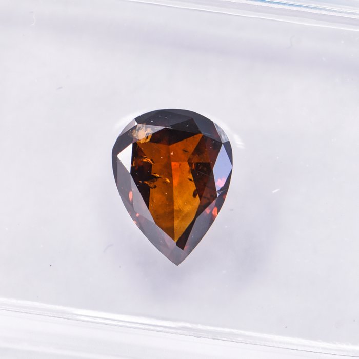 Ingen mindstepris - 1 pcs Diamant  (Naturfarvet)  - 1.10 ct - Pære - Fancy dark Brun Orange - SI2 - International Gemological Institute (IGI)