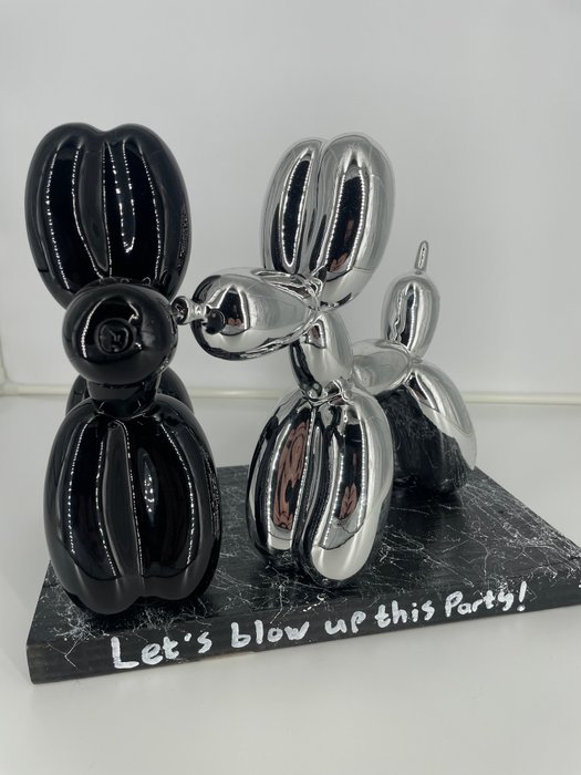 balloon dog - Balloon Dogs- Silver and Black