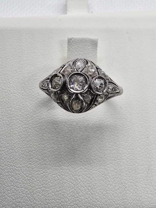 Ring - 18 kraat Hvidguld -  0.50ct. tw. Diamant (Natur)  - Diamant