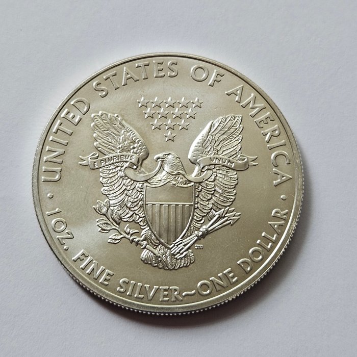 Förenta staterna. 1 Dollar 2011 American eagle, 1 Oz (.999)  (Ingen mindstepris)