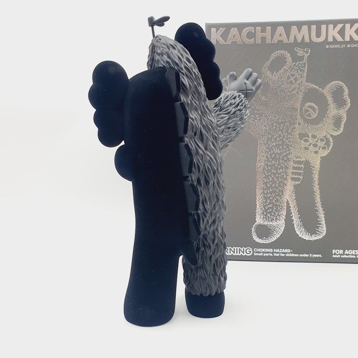 Kaws (1974) - Kaws x Kachamukku Black Grey Edition 2021