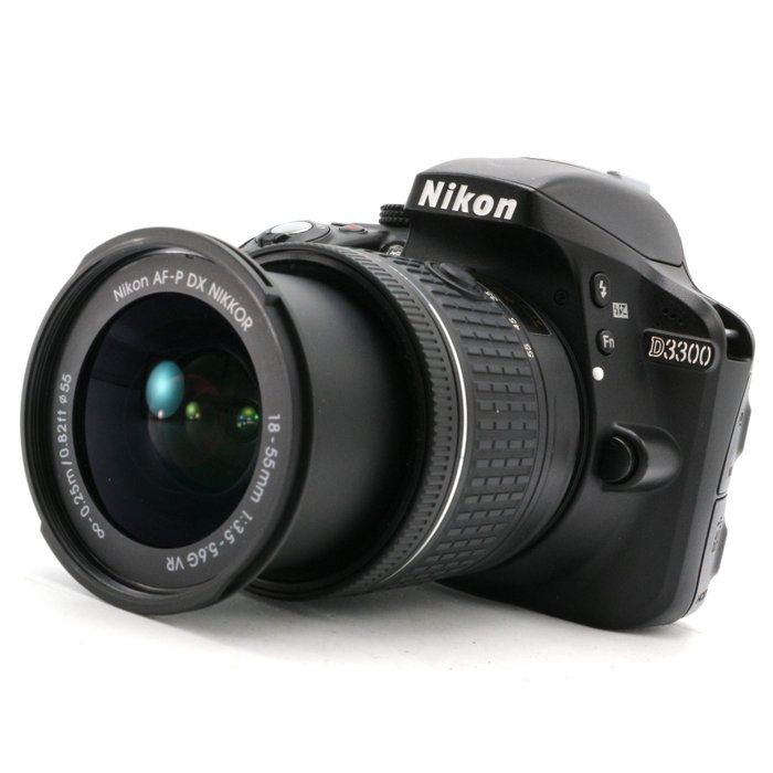 Nikon D3300 Body + AF-P 18-55mm f/3.5-5.6G VR DX Digitalt refleks kamera (DSLR)