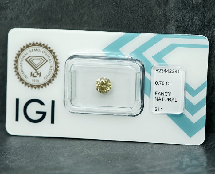 1 pcs Diamant  (Naturfarvet)  - 0.78 ct - Fancy Grålig Gul - SI1 - International Gemological Institute (IGI)