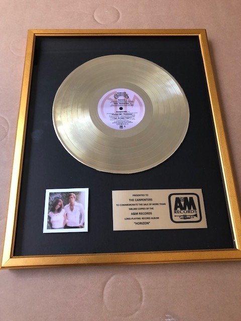 The Carpenters - Golden Award Official Intern Award - 1979