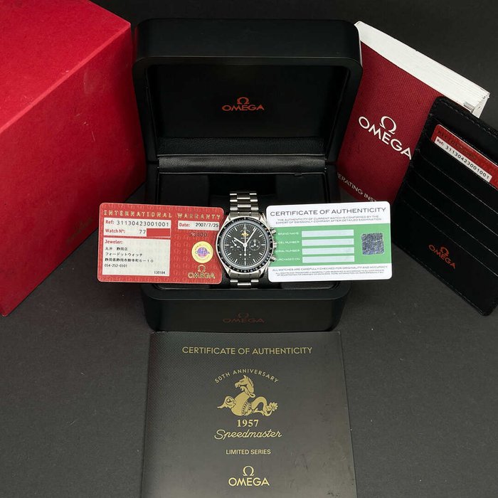 Omega - Speedmaster Professional Moonwatch - 311.30.42.30.01.001 - Unisex - 2007