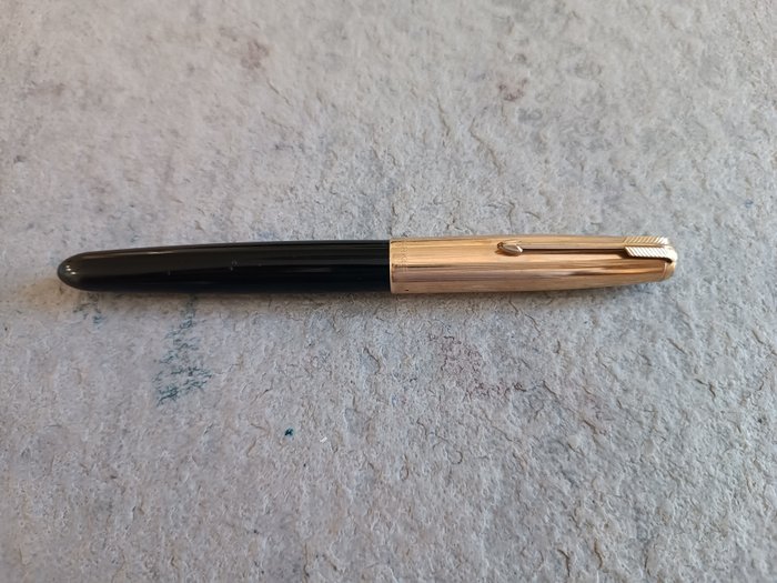 Parker - Pluma Parker 51 negra y capuchón oro 12K. Años 60 - Fyldepen