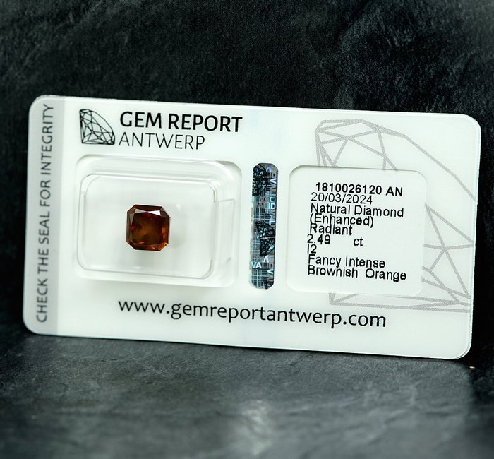 1 pcs Diamant  (Farvebehandlet)  - 2.49 ct - I2 - Gem Report Antwerp (GRA)