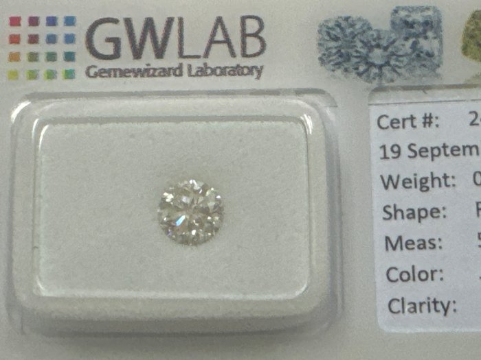 Ingen mindstepris - 1 pcs Diamant  (Natur)  - 0.52 ct - Rund - J - SI2 - Gemewizard Gemological Laboratory (GWLab)