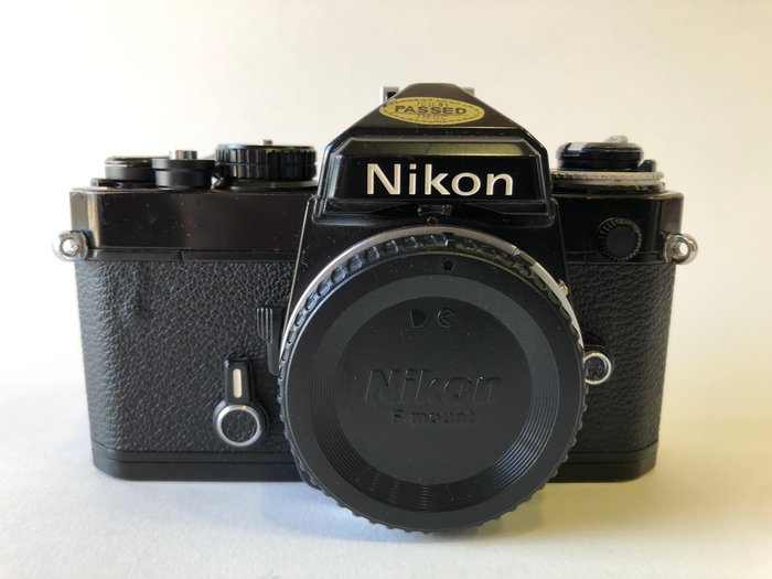 Nikon FE Black Body Reflekskamera med enkelt linse (SLR)