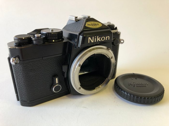 Nikon FE Black Body Reflekskamera med enkelt linse (SLR)