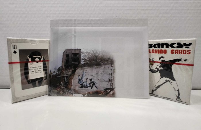 Banksy (1974) - BANKSY "ПТН ПНХ" (Fck Ptn) Full Set Official Collector + card game