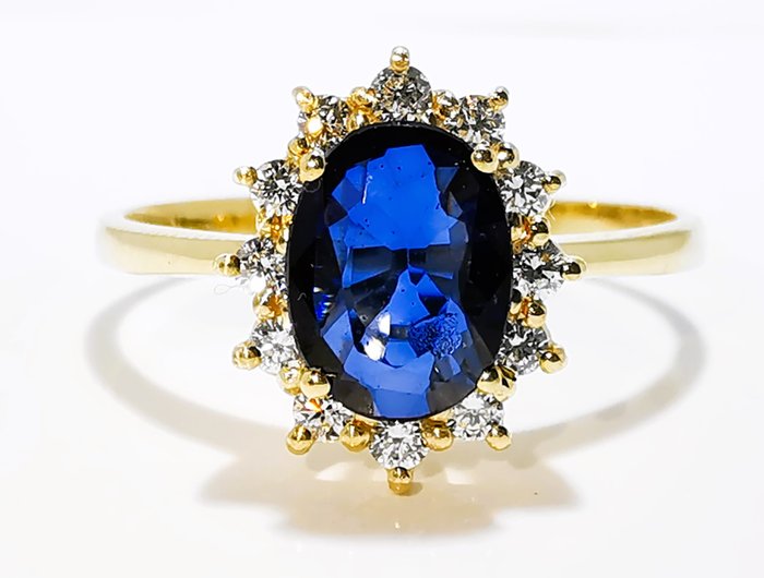 Ingen mindstepris - Ring - 14 karat Gulguld, Lady Di Ring 2.18ct Safir