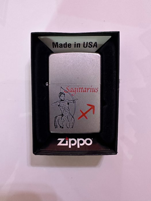 Zippo - Lighter - Jern (støbt/smeltet)