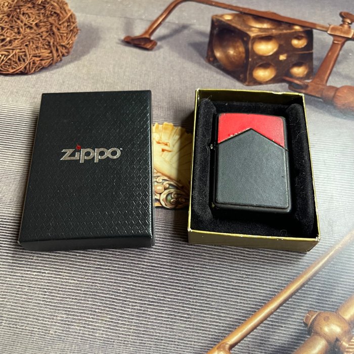 Zippo - ZIPPO MARLBORO - Lommelighter - Messing, Stål (rustfrit)