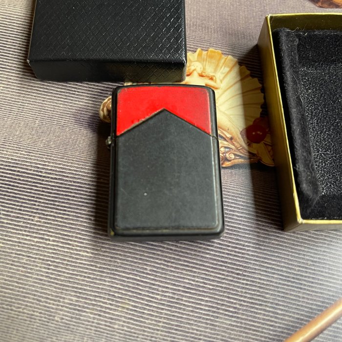 Zippo - ZIPPO MARLBORO - Lommelighter - Messing, Stål (rustfrit)