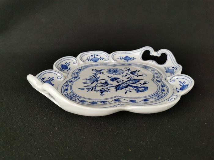 Meissen - Cipolla blu (Zwiebelmuster) dipinto a mano L 30 cm - Serveringstallerken - Porcelæn