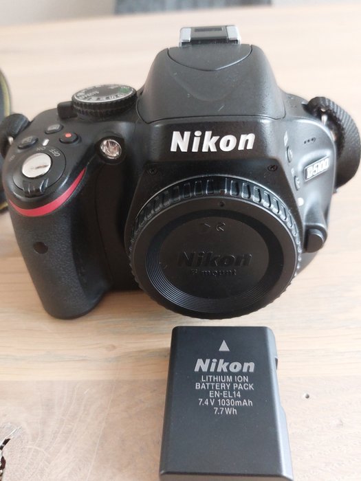 Nikon D5100 Body Digitalt refleks kamera (DSLR)