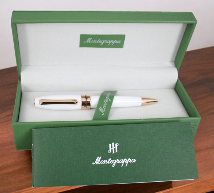 Montegrappa - Montegrappa Fortuna White Ballpen ISFORBRH - Kuglepen