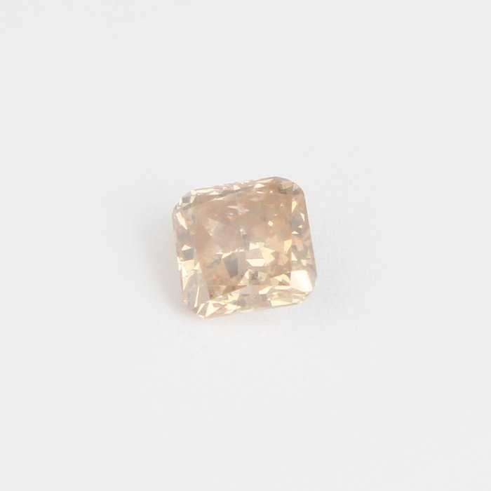 1 pcs Diamant  (Natur)  - 054 ct - Kvadrat - I1 - International Gemological Institute (IGI) - Brun