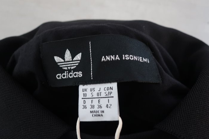 Adidas X Anna Isoniemi - Sweater - Nyt med labels