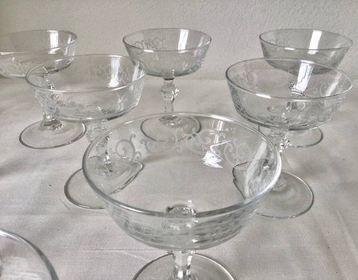 Champagneglas (17) - vintage glas champagne coupéer med arabesk mønster