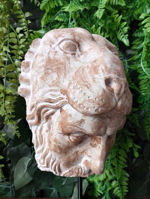 Skulptur, Ercole con il leone nemea - 36 cm - Cementsten