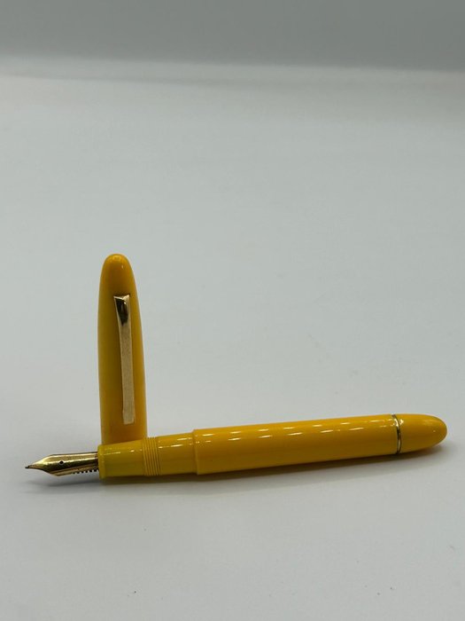 Omas - Yellow Omas Quinazide Malesci Doctor Pen fountain pen nib M - Fyldepen