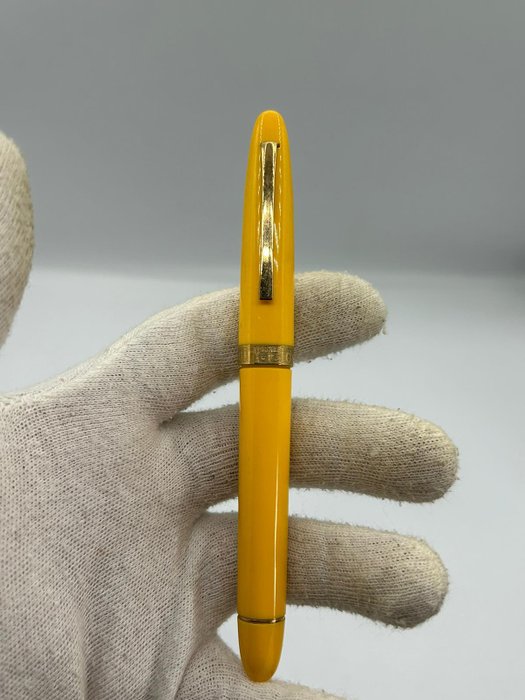 Omas - Yellow Omas Quinazide Malesci Doctor Pen fountain pen nib M - Fyldepen