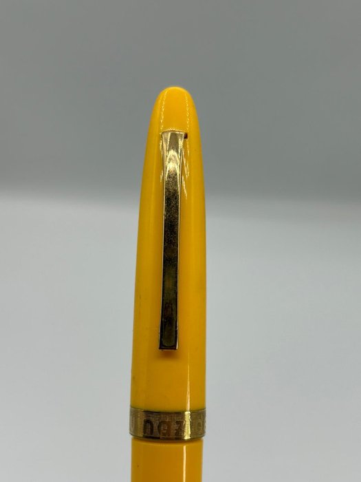 Omas - Yellow Omas Quinazide Malesci Doctor Pen fountain pen nib M - Fyldepen