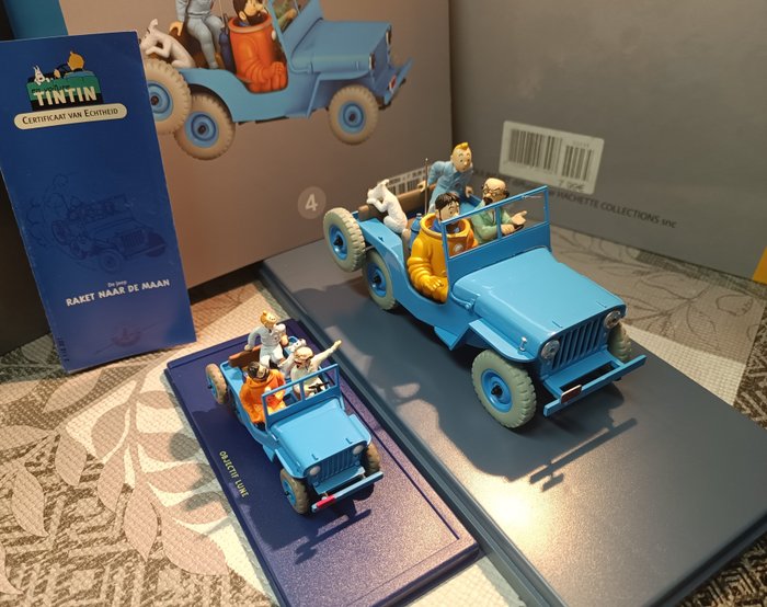 Tintin - 2 Modelbiler - 1/24 + 1/43 - den blå jeep fra månelinsen - Moulinsart / Hachette / Atlas