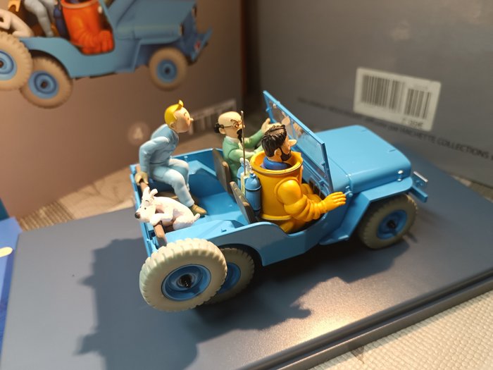 Tintin - 2 Modelbiler - 1/24 + 1/43 - den blå jeep fra månelinsen - Moulinsart / Hachette / Atlas