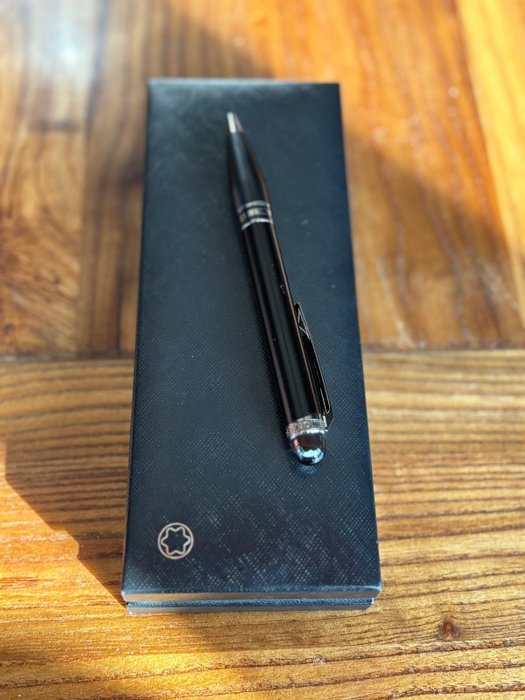 Montblanc - STYLO BILLE STARWALKER Precious Resin - Rollerpen