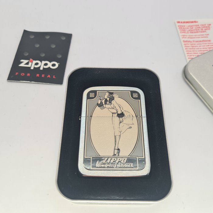 Zippo - Windy / Varga Girl - Lighter - Messing