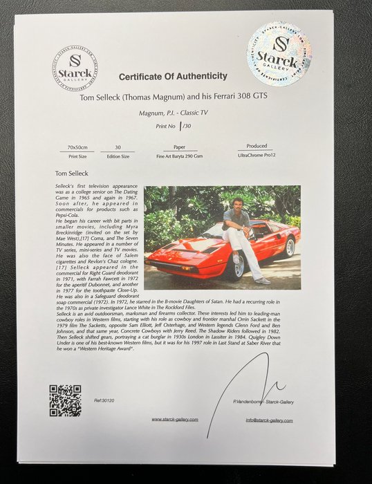 Magnum, P.I. - Classic TV - Tom Selleck (Thomas Magnum) and his Ferrari 308 GTS - Fine Art Photography - Luxury Wooden Framed 70X50 cm - Limited Edition Nr 04 of 30 - Serial ID 30120 - Original Certificate (COA), Hologram Logo Editor and QR Code - 100% New items.