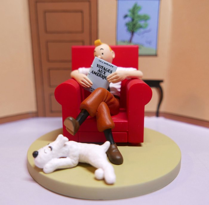 Tintin - 2011 ''L'Oreille Cassée''- Scène cube :  Figurine Tintin Fauteuil