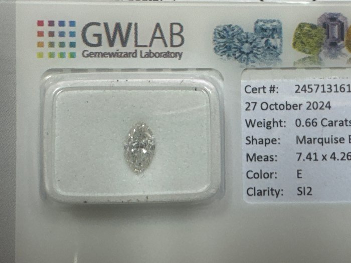 Ingen mindstepris - 1 pcs Diamant  (Natur)  - 0.66 ct - Marquise - E - SI2 - Gemewizard Gemological Laboratory (GWLab)