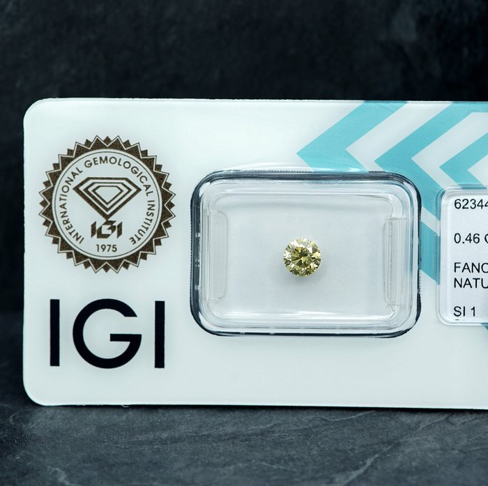 Ingen mindstepris - 1 pcs Diamant  (Naturfarvet)  - 0.46 ct - Fancy light Gul - SI1 - International Gemological Institute (IGI)