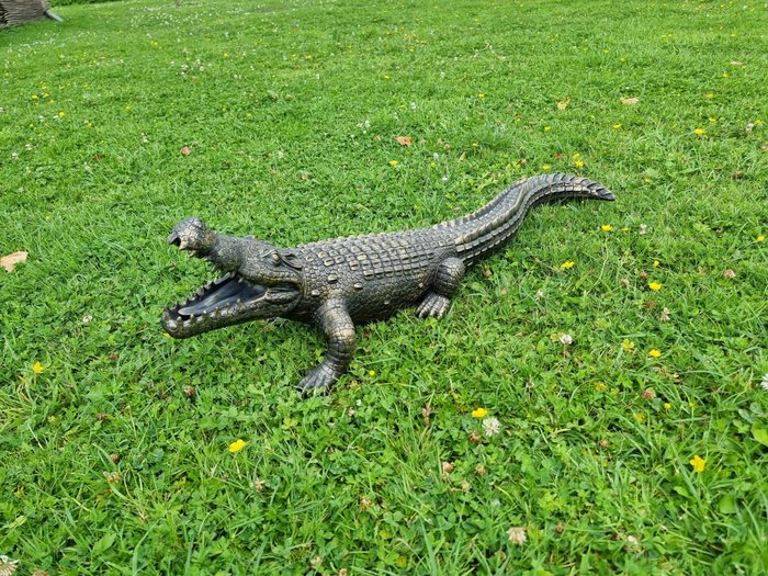 Statue, Large Realistic Crocodile 92.5cm - 28 cm - Harpiks