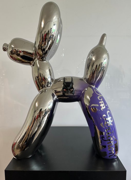 Daluxe Art - 1999 • Dom Perignon x Batman Steel Ballondog • XL