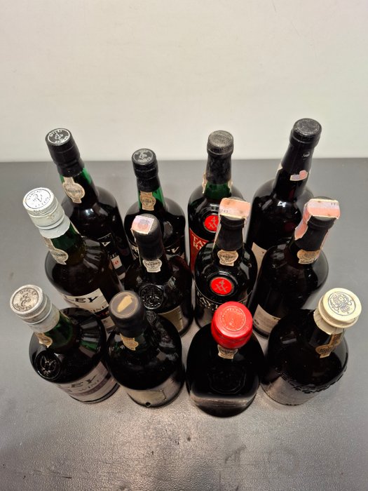 Mixed Port incl: Taylor's, Offley, Sandeman, C. Da Silva, Delaforce - Reserva, Ruby, Tawny, White -  Douro, Porto  - 12 Flasker (0,75 L)