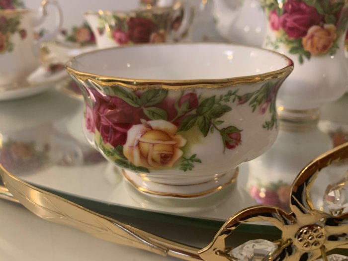 Royal Albert - Te service (16) - Old Country Roses - Porcelæn