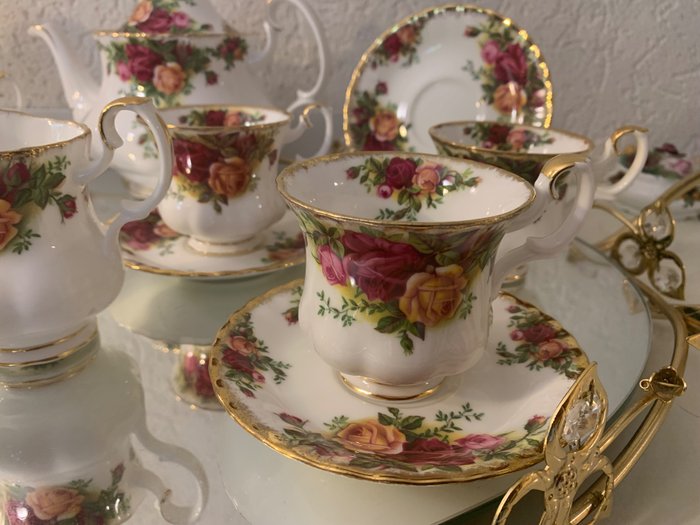 Royal Albert - Te service (16) - Old Country Roses - Porcelæn