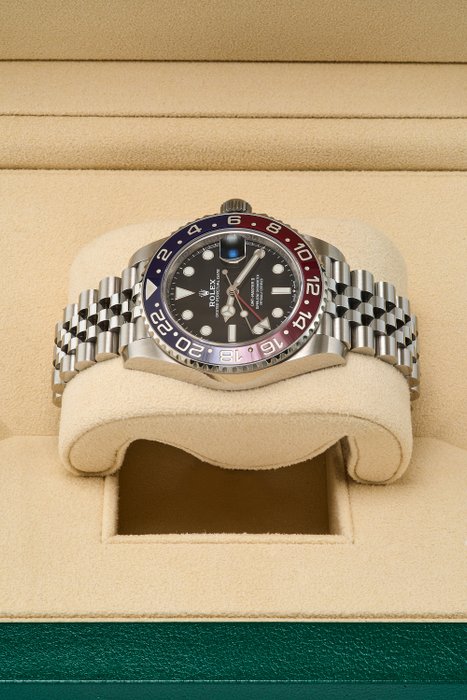 Rolex - GMT-Master II Pepsi - 126710BLRO - Unisex - 2020+