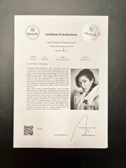 Star Wars, - Carrie Fisher as "Princess Leia"   -  Hollywood en January 1978 - Fine Art Photography - Luxury Wooden Framed 70X50 cm - Limited Edition Nr 03 of 30 - Serial ID 60007 - Original Certificate (COA), Hologram Logo Editor and QR Code - 100% New items.