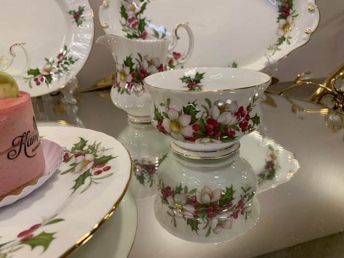 Royal Albert - Te service (9) - Porcelæn - Juletid