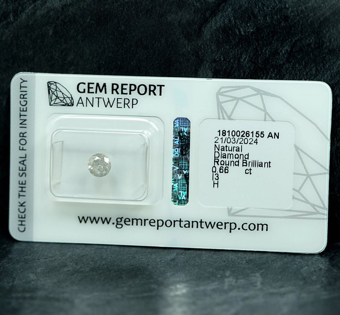 Ingen mindstepris - 1 pcs Diamant  (Natur)  - 0.66 ct - H - I3 - Gem Report Antwerp (GRA)